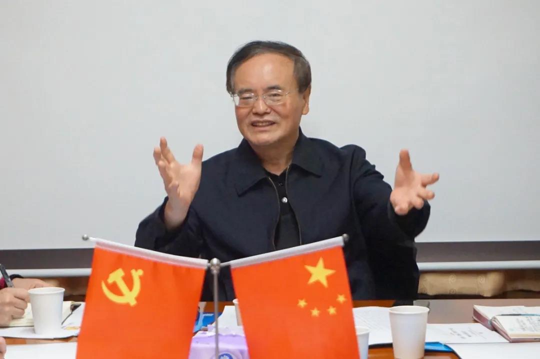 开新局、谋新篇、强信念|中共北京石狮商会支部委员会召开“两会”精神学习辅导会
